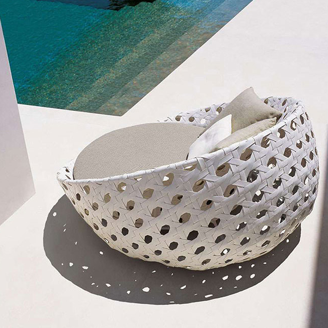 Elysia Rattan Round Outdoor Daybed-Weilai Concept-Weilai Concept