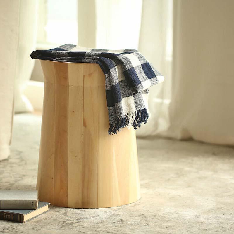 R16 Round Side Table, Oak-Weilai Concept-Weilai Concept