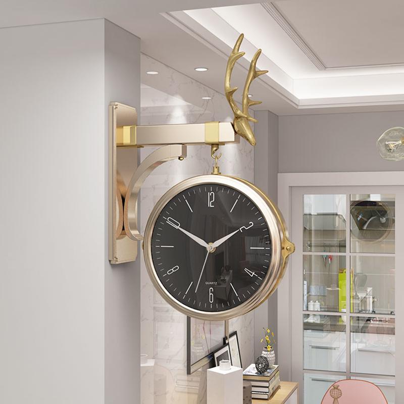 The Alley Clock, Gold Or Sliver-Weilai-Weilai Concept